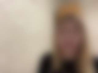 Mia's Live Sex Cam Show