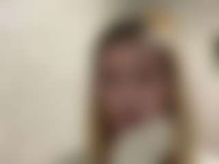 Mia's Live Sex Cam Show