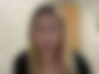 Mia's Live Sex Cam Show
