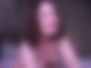 Live cam show with ElveraPitter - New Sexwebcam on luckytryst.com