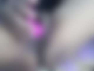 Live-Cam-Show mit Demi - Average auf Camsoda