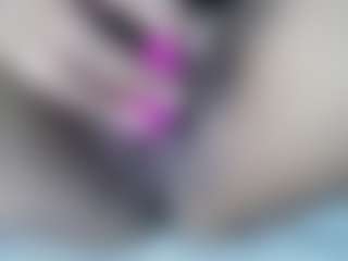 Live cam show with Demi - Average on live.xbliss.ai