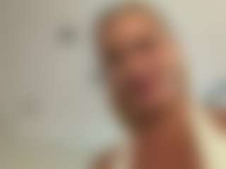 KyleBeatty's Live Sex Cam Show