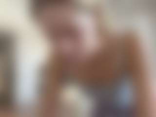 Live cam show with KyleBeatty - Double Penetration on Camsoda