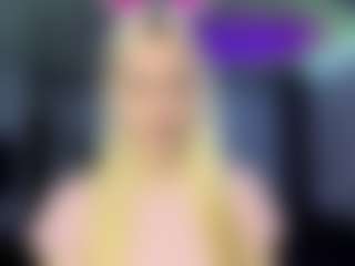 Live cam show with MedaSchur - Camel Toe on Hubzter Live