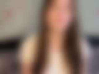 Live cam show with NarcisaBeazer - Average on TeamSkeetLive