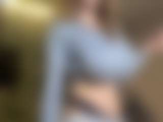 Live cam show with NarcisaBeazer - Granny Blonde Hair on alttransgirls