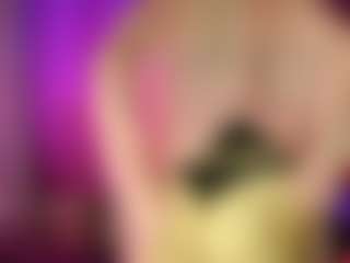 CherryxxLuna's Live Sex Cam Show