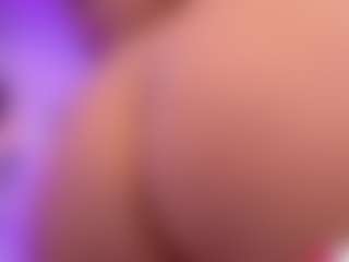 Live cam show with Hilary-Parra - New Teen (18+) on StripNow