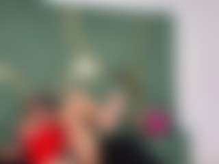 isabela's Live Sex Cam Show