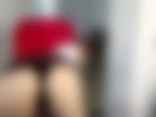 Live cam show with niblet77 - Shower on Milfs Live