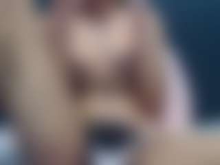 Live cam show with rococo-basilisk - Thin on CamClone