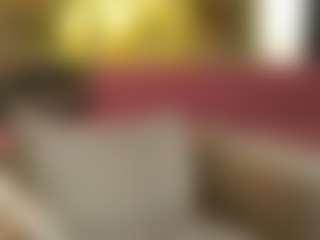 Live cam show with SharleneZinser - Blonde Hair Petite on Camsoda