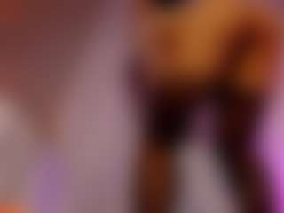 Live cam show with Veraswan1 - Moaning on madthumbs