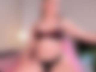 Live cam show with Violette-rouse - Small Tits on Fling VIP Chat