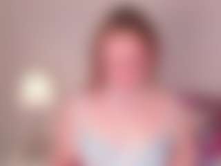 Live cam show with Violette-rouse - Amateur Curvy on Mixed Magazine Live