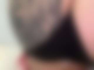 Show de cam sexual en vivo de Tatted Goddess Destiny