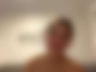 Live cam show with AleaseDedinas - Big Tits Small Tits on SinfulBabes