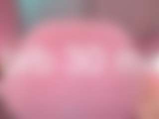 AlmaClark's Live Sex Cam Show
