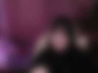 Live cam show with AlmaClark - College on Mixed Magazine Live