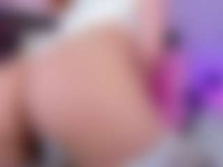 Live cam show with Andy-Gamboa22 - Red Hair on Camsoda