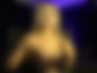 AstridJade's Live Sex Cam Show