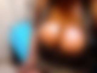 BustyEbonyMilf's Live Sex Cam Show