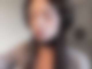 Live cam show with Olivia - Raven Hair on Camsoda