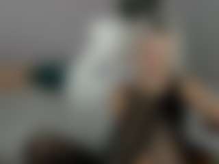 Live cam show with MonroSugar - College on StripNow