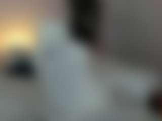 Live cam show with MonroSugar - Green Eyes on Uber Horny