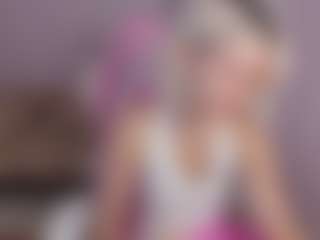 Live cam show with MonroSugar - Blue Eyes on Camsoda