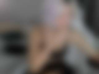 Live cam show with MonroSugar - Striptease on Lustler