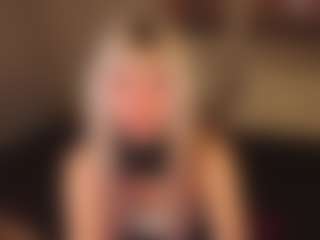 Live cam show with MonroSugar - Green Eyes on Dolls Live