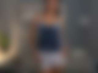 Live cam show with VerikovaOlga - Flashing on Gym Cam Girls