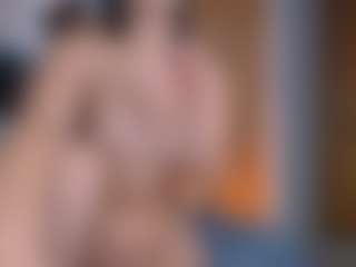 Live cam show with AllieCollins - Green Eyes on Hubzter Live