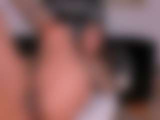 Live cam show with ArianaCastillo1 - Thin on Camsoda