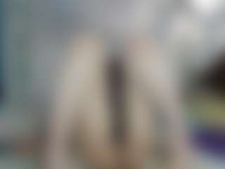 Live cam show with keysiyummy - White on Milf Play | colombia