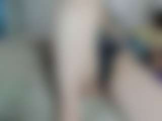 Live cam show with keysiyummy - No Drinking on Camsoda