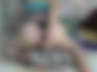 keysiyummy's Live Sex Cam Show
