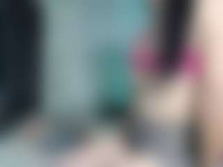 keysiyummy's Live Sex Cam Show