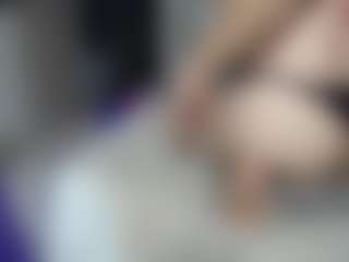 keysiyummy's Live Sex Cam Show