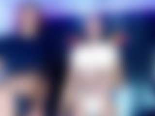 Live cam show with LuxuryQueens - Black Hair on Milfs Live