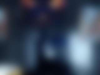 Live cam show with LuxuryQueens - Green Eyes on Strip Flash - Live Sex Shows