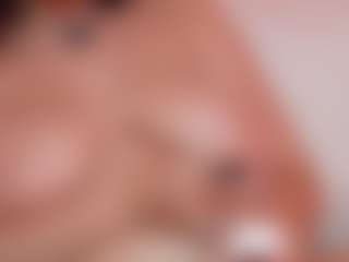 MaeveSun's Live Sex Cam Show