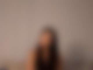 Live cam show with meinoir - Fingering on CamClone
