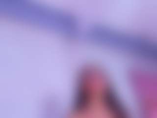 Live cam show with MiahRousse - Thin on TastyBlacksLive
