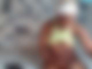 Live cam show with AshleyT2555 - Thin on Camming Site