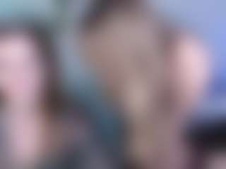 Live cam show with caroline-rose - Shaved Pussy on TeamSkeetLive