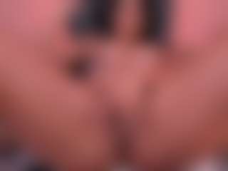 Live cam show with CharlotteCox1 - Thick on Dare Cams