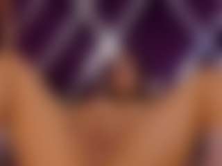 Live cam show with gigii79 - Body Massage on Mixed Magazine Live